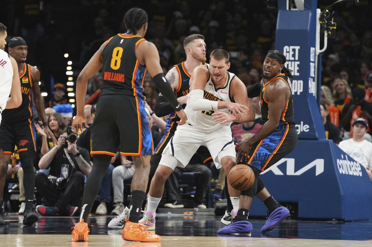 季孟年：这是NBA历史上最具悬念的季后赛吗？今年真的太乱了